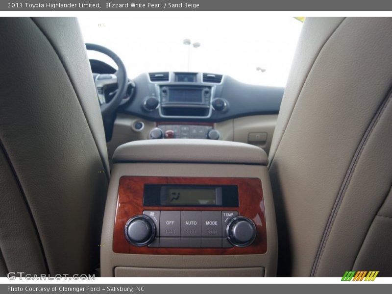 Blizzard White Pearl / Sand Beige 2013 Toyota Highlander Limited