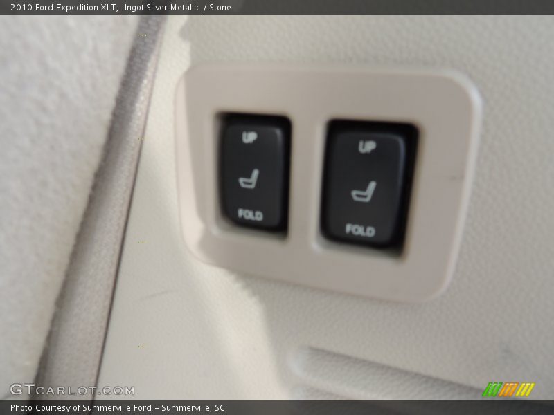 Ingot Silver Metallic / Stone 2010 Ford Expedition XLT