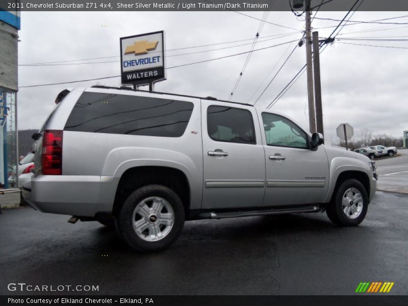 Sheer Silver Metallic / Light Titanium/Dark Titanium 2011 Chevrolet Suburban Z71 4x4