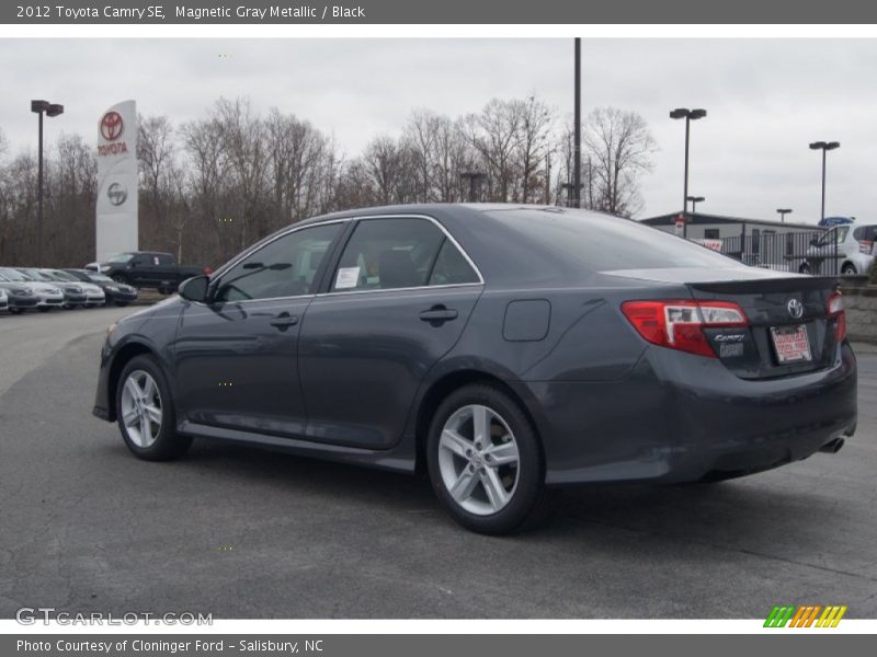 Magnetic Gray Metallic / Black 2012 Toyota Camry SE