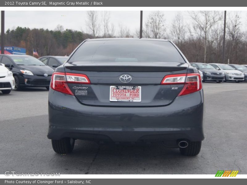 Magnetic Gray Metallic / Black 2012 Toyota Camry SE