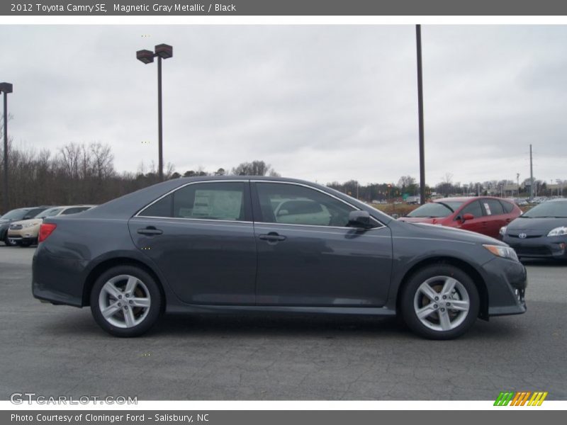 Magnetic Gray Metallic / Black 2012 Toyota Camry SE
