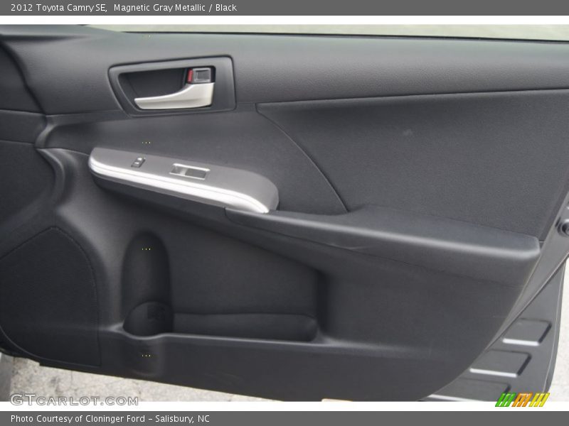 Magnetic Gray Metallic / Black 2012 Toyota Camry SE