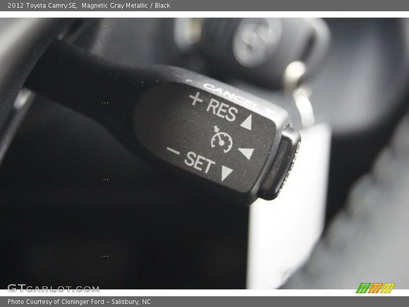 Magnetic Gray Metallic / Black 2012 Toyota Camry SE
