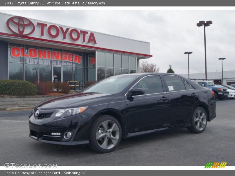 Attitude Black Metallic / Black/Ash 2012 Toyota Camry SE