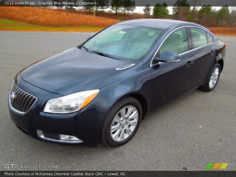 Front 3/4 View of 2013 Regal 
