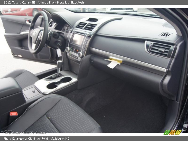 Attitude Black Metallic / Black/Ash 2012 Toyota Camry SE