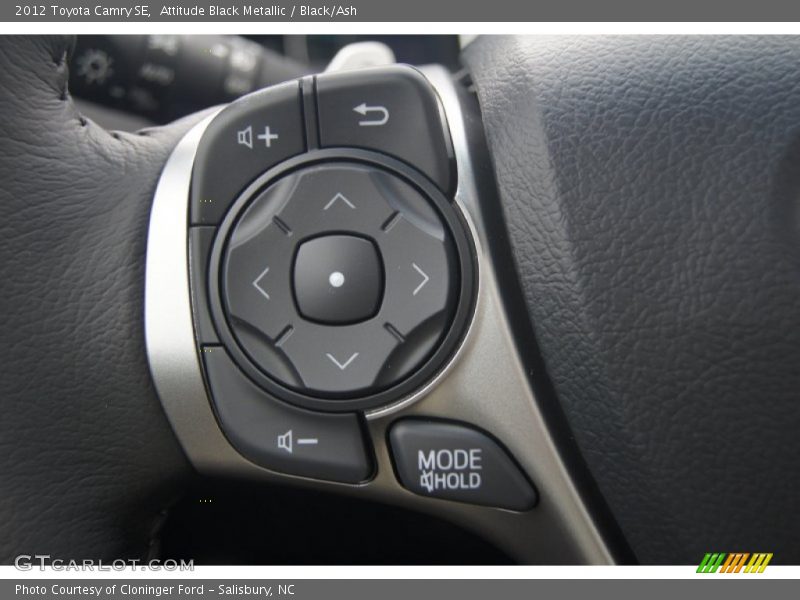 Attitude Black Metallic / Black/Ash 2012 Toyota Camry SE