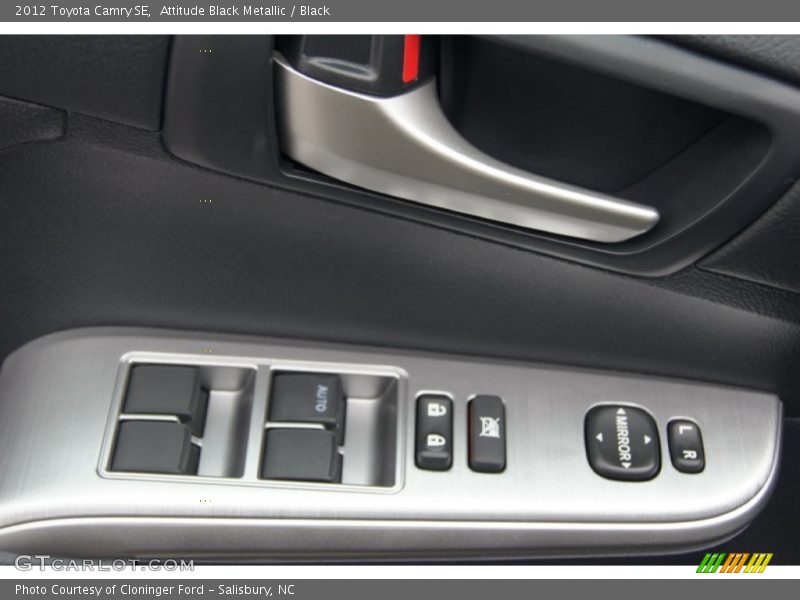 Attitude Black Metallic / Black 2012 Toyota Camry SE