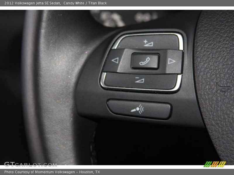 Candy White / Titan Black 2012 Volkswagen Jetta SE Sedan