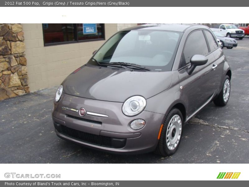 Grigio (Grey) / Tessuto Grigio/Nero (Grey/Black) 2012 Fiat 500 Pop