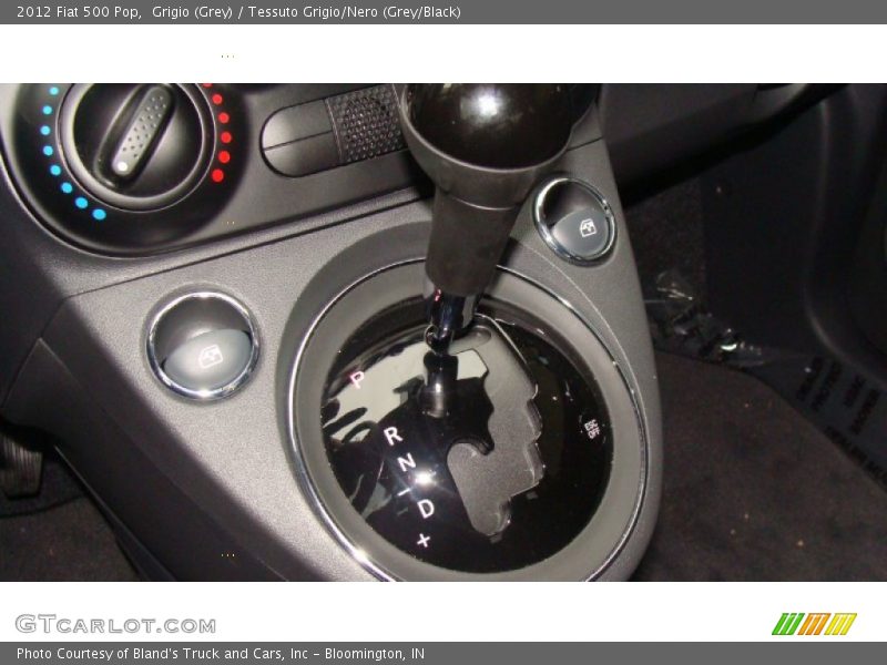 Grigio (Grey) / Tessuto Grigio/Nero (Grey/Black) 2012 Fiat 500 Pop