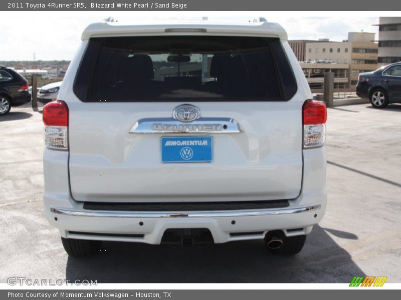 Blizzard White Pearl / Sand Beige 2011 Toyota 4Runner SR5