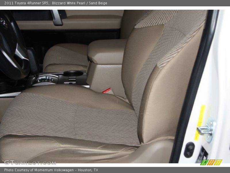 Blizzard White Pearl / Sand Beige 2011 Toyota 4Runner SR5