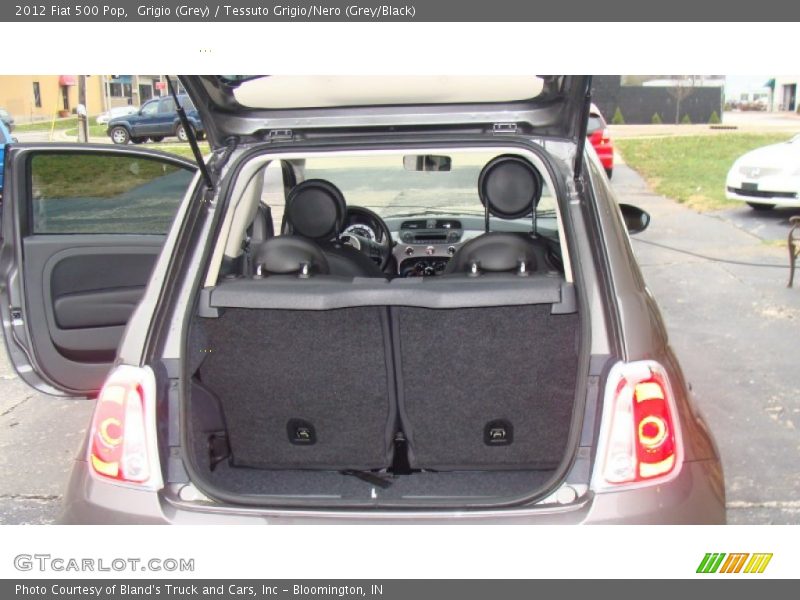Grigio (Grey) / Tessuto Grigio/Nero (Grey/Black) 2012 Fiat 500 Pop