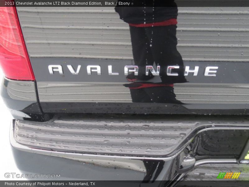  2013 Avalanche LTZ Black Diamond Edition Logo