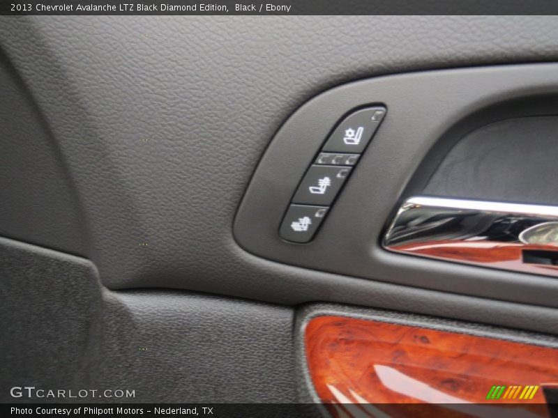 Controls of 2013 Avalanche LTZ Black Diamond Edition