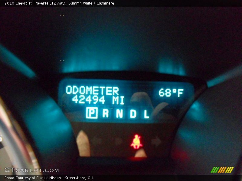 Summit White / Cashmere 2010 Chevrolet Traverse LTZ AWD