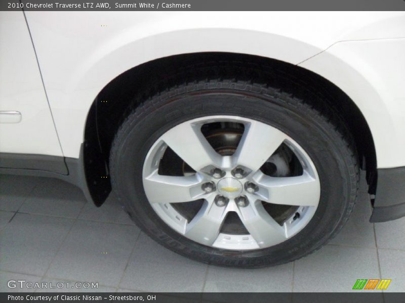  2010 Traverse LTZ AWD Wheel