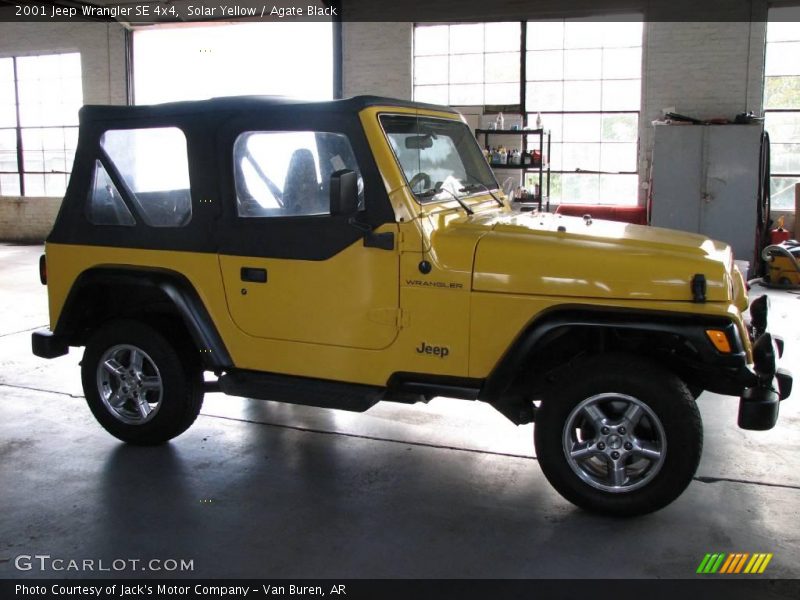 Solar Yellow / Agate Black 2001 Jeep Wrangler SE 4x4