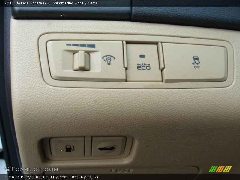 Shimmering White / Camel 2012 Hyundai Sonata GLS