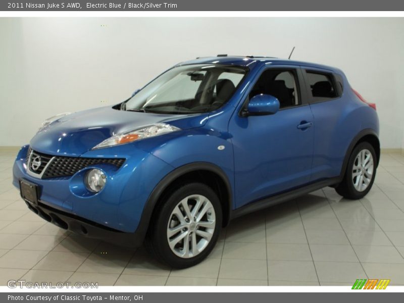 Electric Blue / Black/Silver Trim 2011 Nissan Juke S AWD