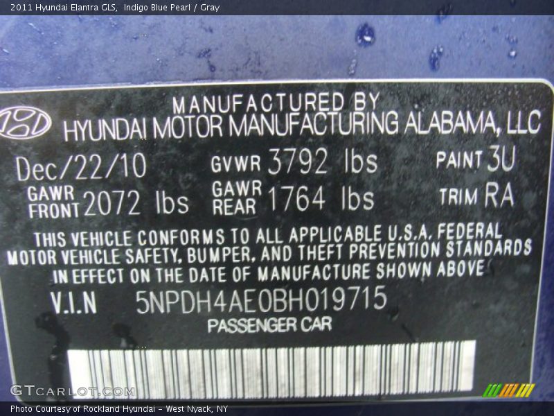 Indigo Blue Pearl / Gray 2011 Hyundai Elantra GLS