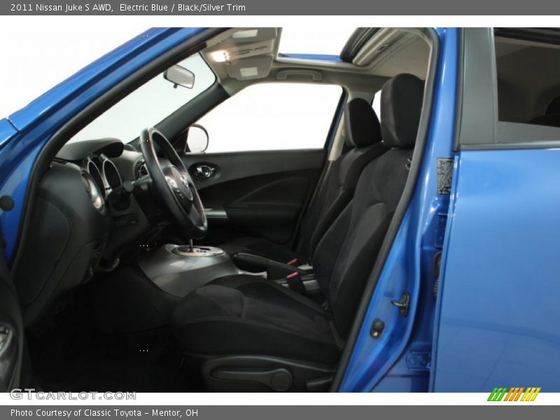 Electric Blue / Black/Silver Trim 2011 Nissan Juke S AWD