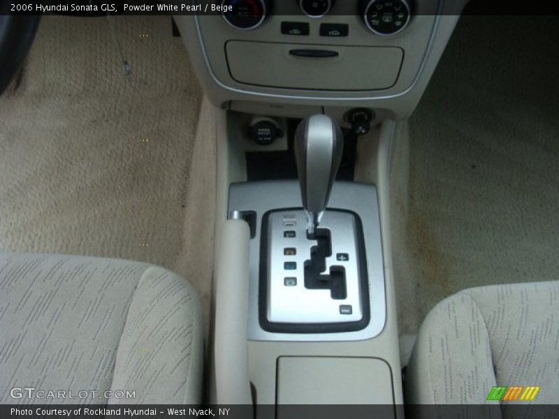 Powder White Pearl / Beige 2006 Hyundai Sonata GLS