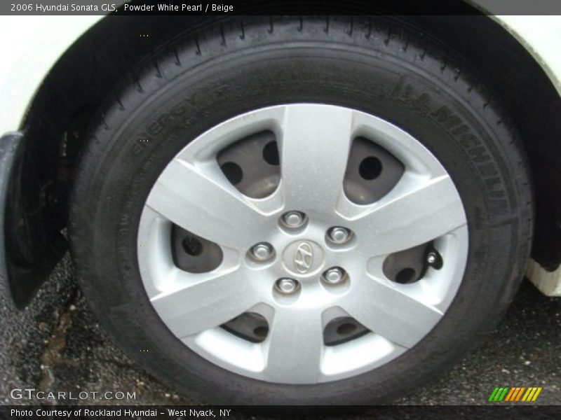 Powder White Pearl / Beige 2006 Hyundai Sonata GLS