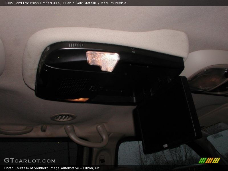 Pueblo Gold Metallic / Medium Pebble 2005 Ford Excursion Limited 4X4