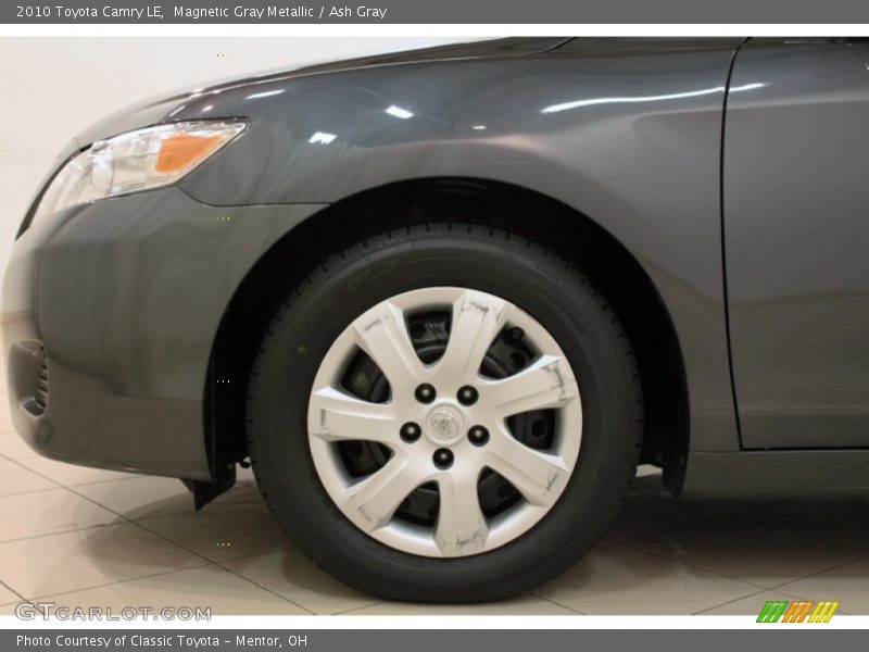 Magnetic Gray Metallic / Ash Gray 2010 Toyota Camry LE