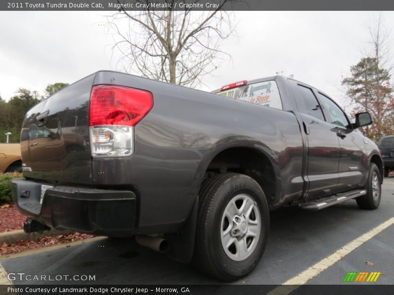 Magnetic Gray Metallic / Graphite Gray 2011 Toyota Tundra Double Cab