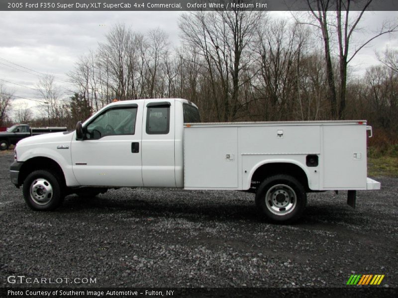 Oxford White / Medium Flint 2005 Ford F350 Super Duty XLT SuperCab 4x4 Commercial