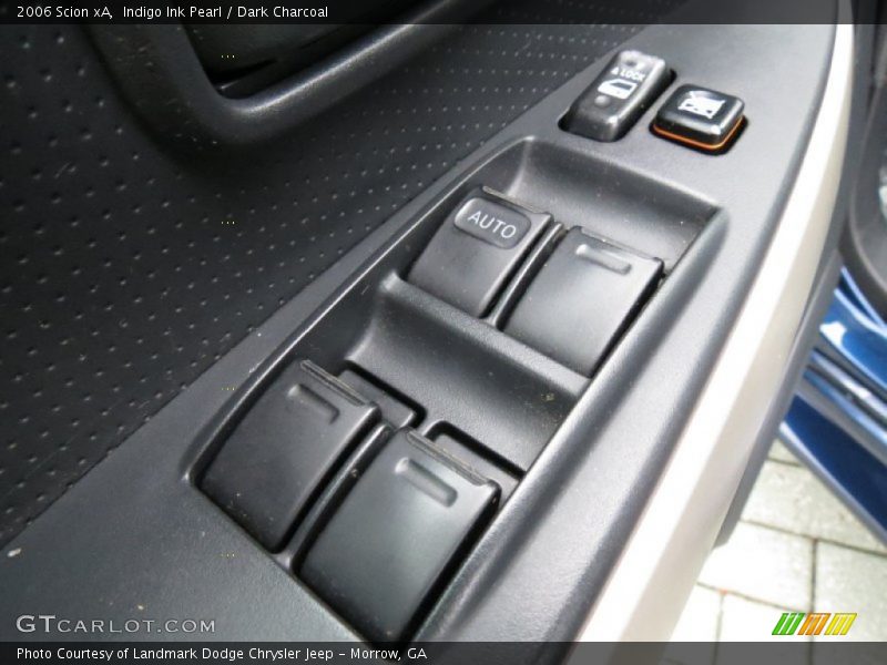 Indigo Ink Pearl / Dark Charcoal 2006 Scion xA