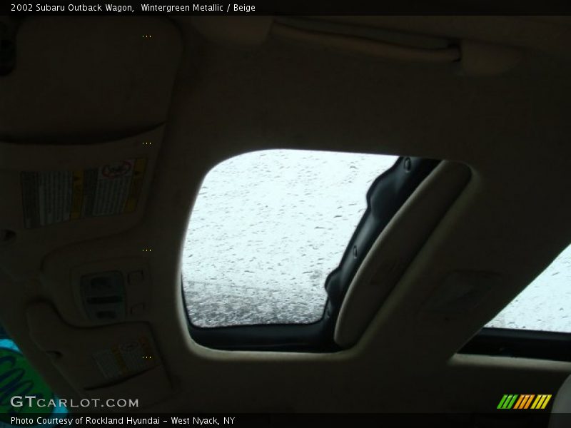 Wintergreen Metallic / Beige 2002 Subaru Outback Wagon