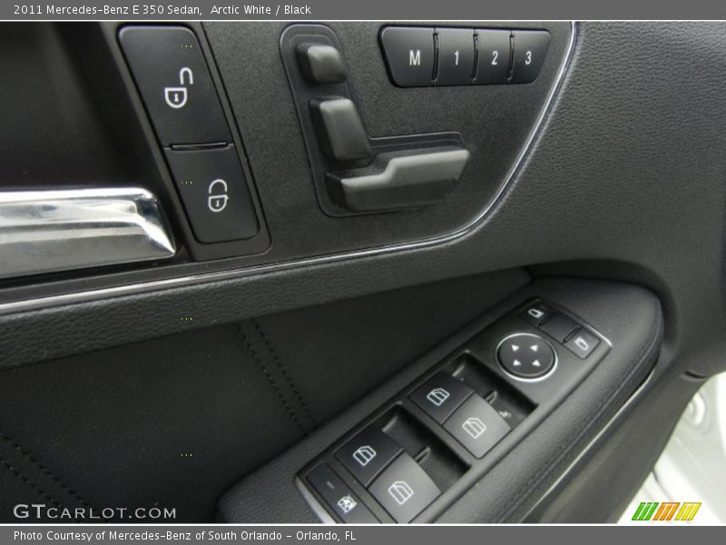 Arctic White / Black 2011 Mercedes-Benz E 350 Sedan