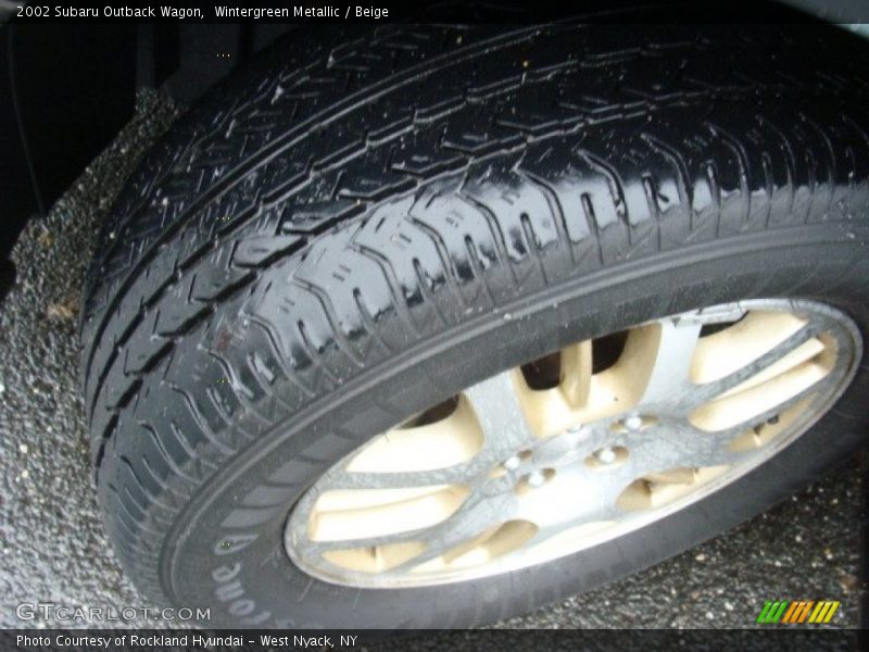 Wintergreen Metallic / Beige 2002 Subaru Outback Wagon