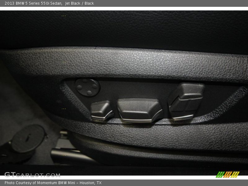 Jet Black / Black 2013 BMW 5 Series 550i Sedan