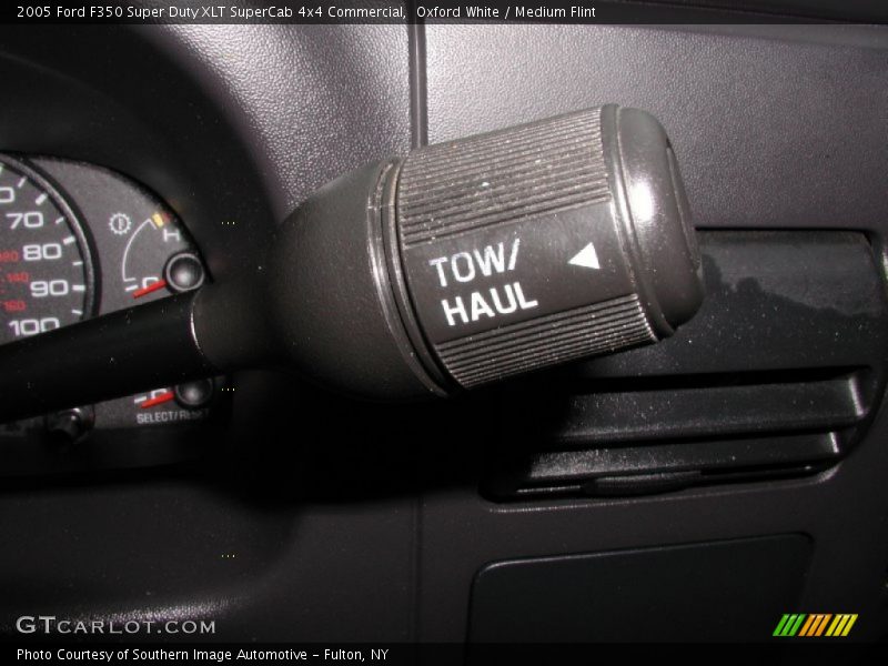  2005 F350 Super Duty XLT SuperCab 4x4 Commercial 5 Speed Automatic Shifter
