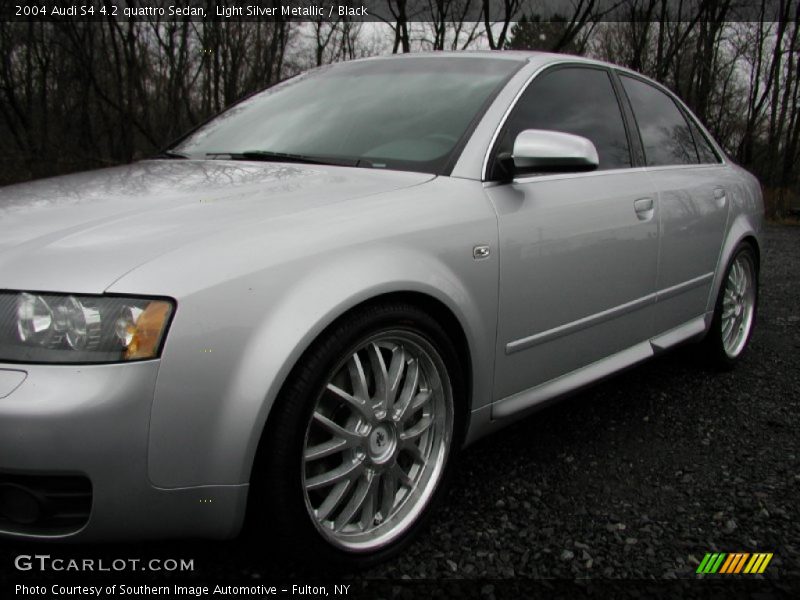 Light Silver Metallic / Black 2004 Audi S4 4.2 quattro Sedan