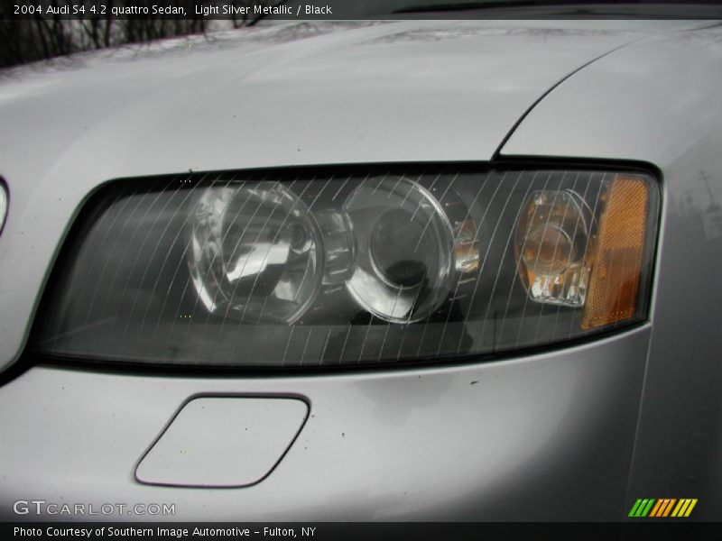 Light Silver Metallic / Black 2004 Audi S4 4.2 quattro Sedan