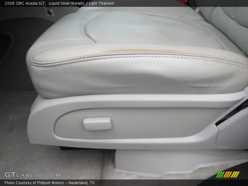 Liquid Silver Metallic / Light Titanium 2008 GMC Acadia SLT