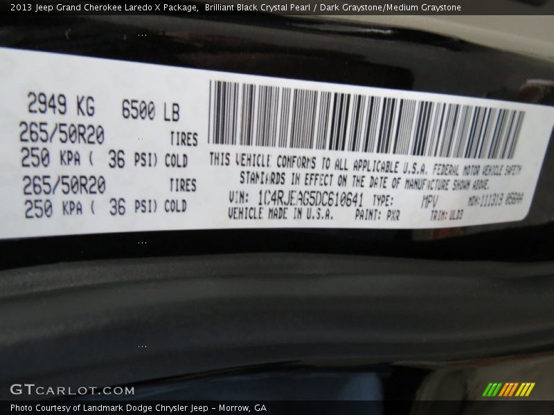 Brilliant Black Crystal Pearl / Dark Graystone/Medium Graystone 2013 Jeep Grand Cherokee Laredo X Package