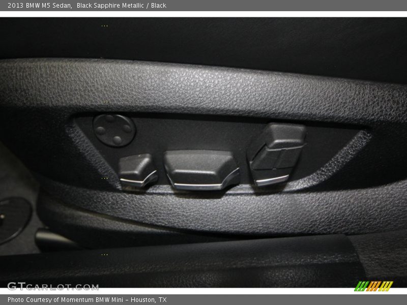 Black Sapphire Metallic / Black 2013 BMW M5 Sedan