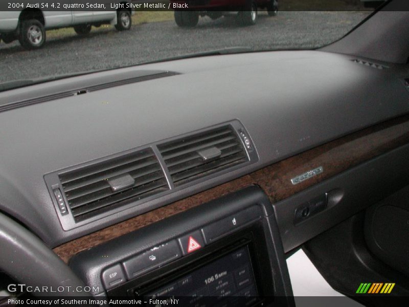 Light Silver Metallic / Black 2004 Audi S4 4.2 quattro Sedan