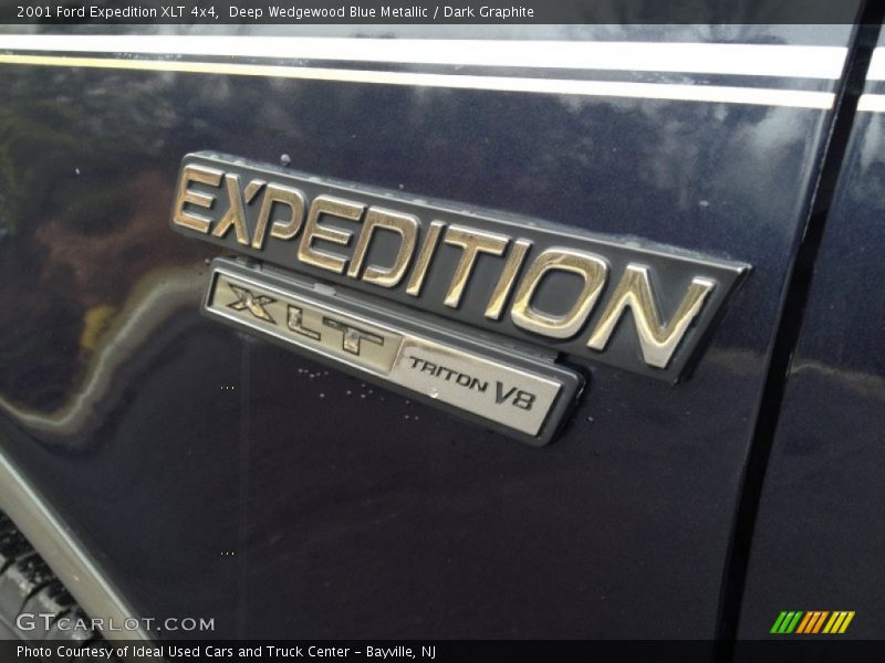 Deep Wedgewood Blue Metallic / Dark Graphite 2001 Ford Expedition XLT 4x4