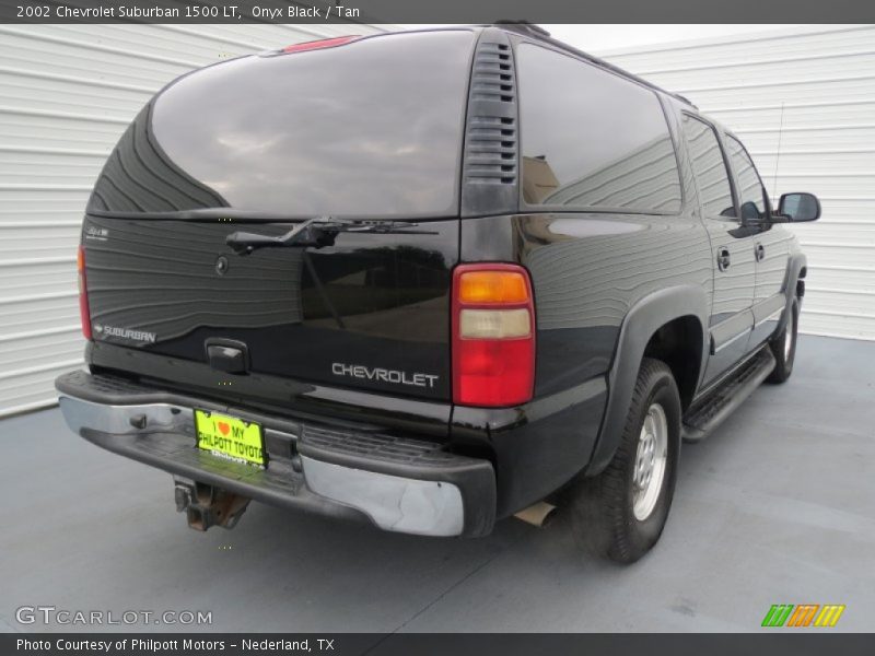 Onyx Black / Tan 2002 Chevrolet Suburban 1500 LT