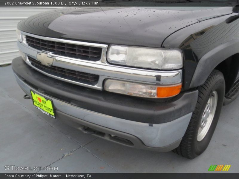 Onyx Black / Tan 2002 Chevrolet Suburban 1500 LT