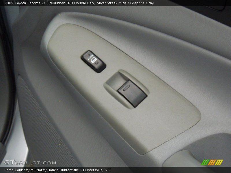 Silver Streak Mica / Graphite Gray 2009 Toyota Tacoma V6 PreRunner TRD Double Cab